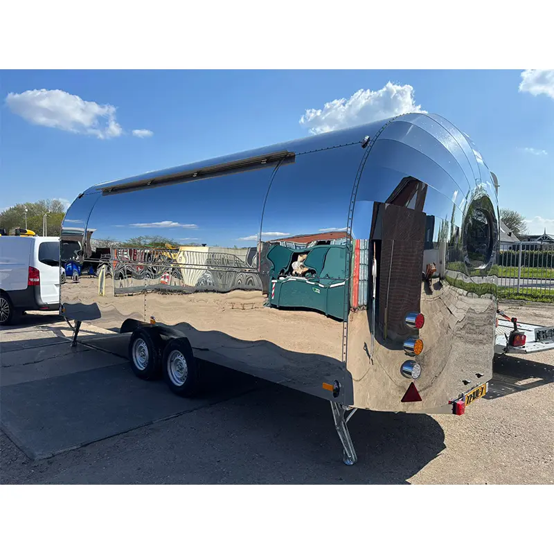 Reboque Airstream para serviço pesado de eixo duplo