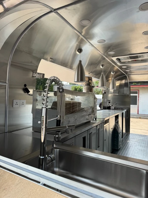Mirror Polish Stainless Steel Airstream Trailer