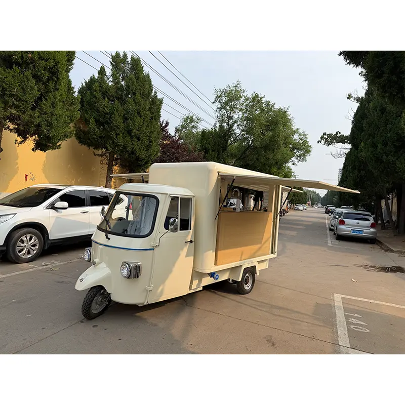 Caminhão móvel café Piaggio Ape