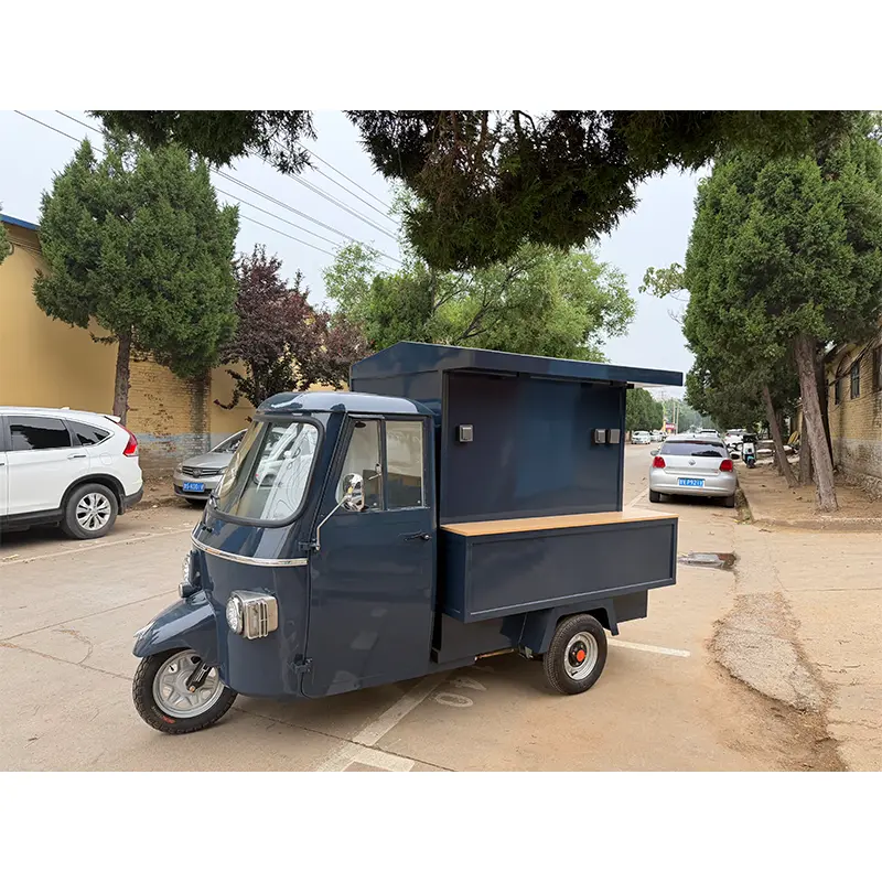 Van de fast food com abertura lateral Piaggio